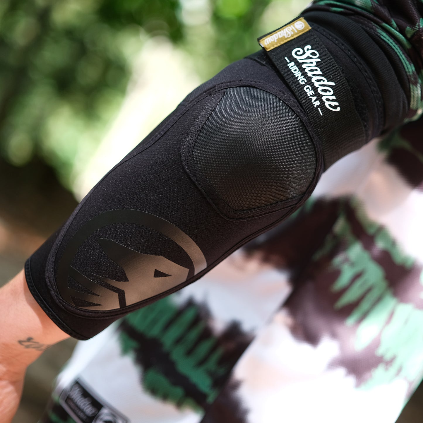 Shadow Super Slim V2 Elbow Pads